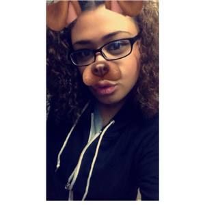 Meet your Posher, Dee