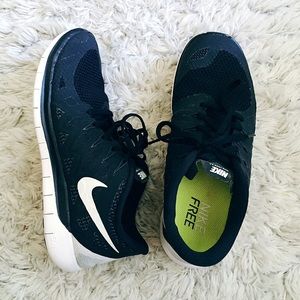 Nike Free 5.0 Black and White Sneakers