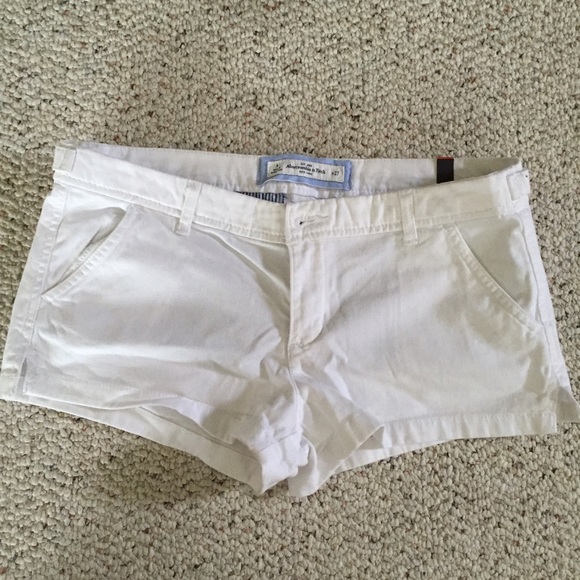 Abercrombie and Fitch white shorts