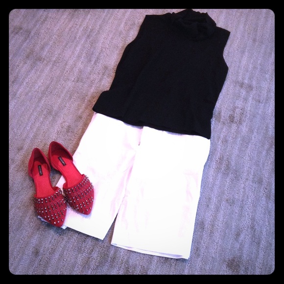 GAP White Summer Shorts
