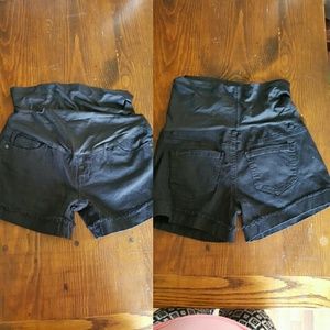 Pinkblush black maternity shorts