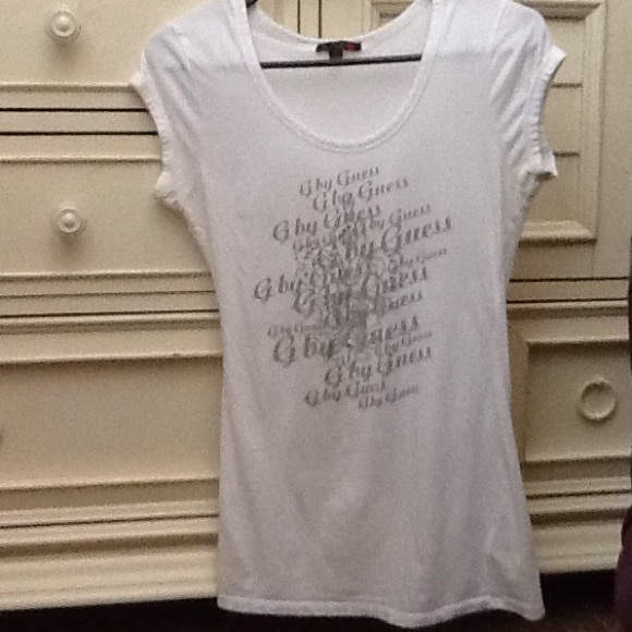 White Guess jewelled T-shirt size Med