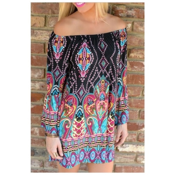 Dresses & Skirts - 🆕 Bohemian Print Dress