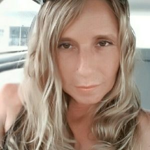 Meet your Posher, Debra