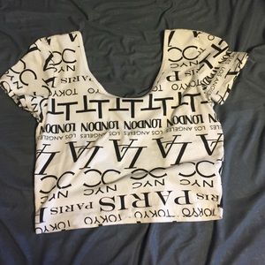 Cropped t-shirt