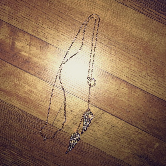 Victoria's Secret angel wings necklace