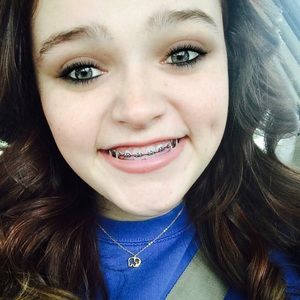 Meet your Posher, Savannah