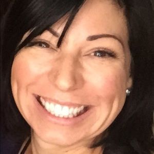 Meet your Posher, Jaclyn