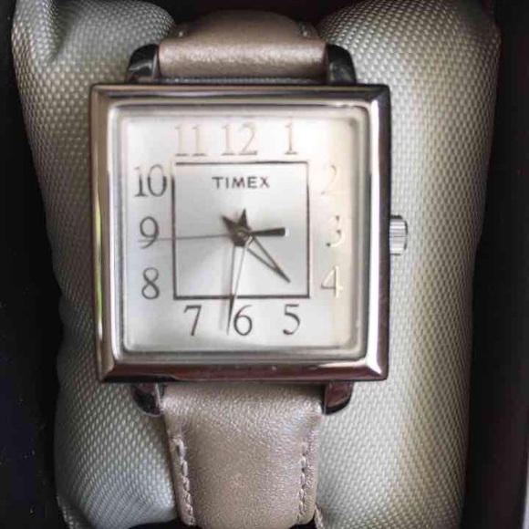 Timex Watch - Picture 2 of 2