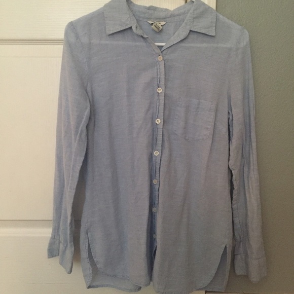 Lightweight button down