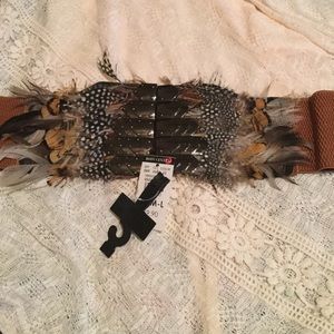 Feathered Belt