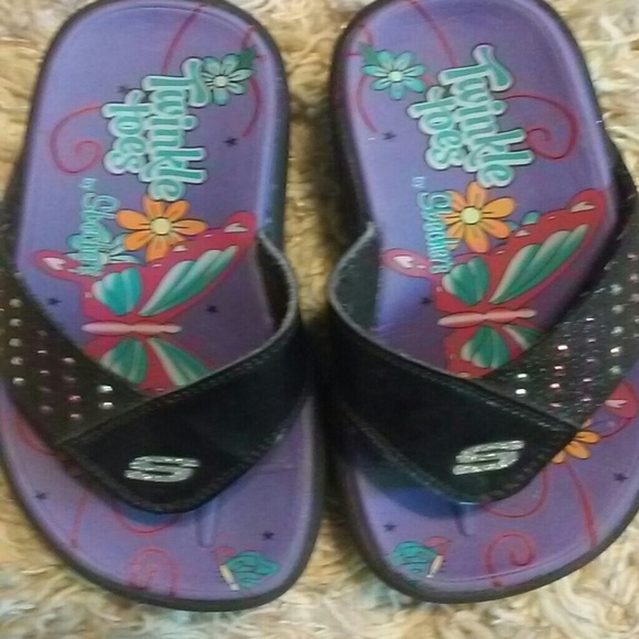 Children's skecher flip flops