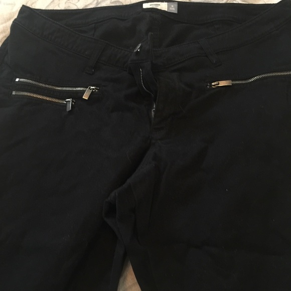 Capris - Picture 2 of 2