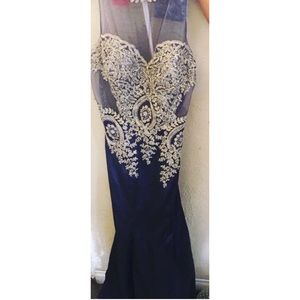 never worn before bought and ended up not going