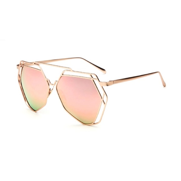 Rose gold mirror sunglasses