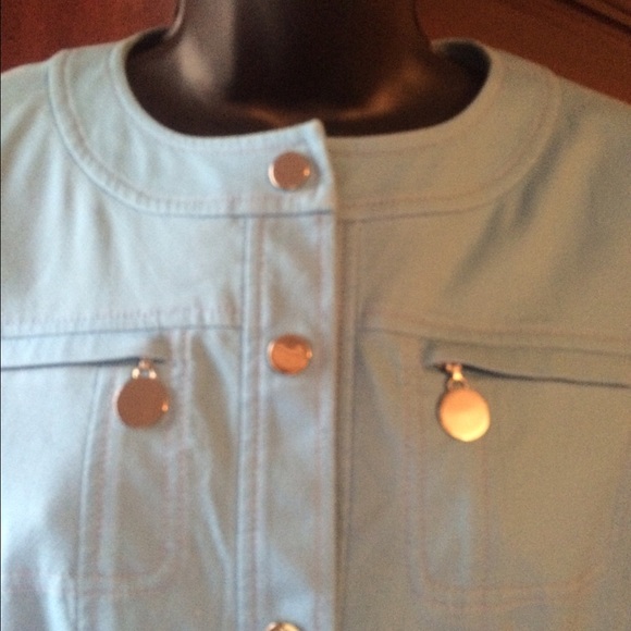 Jacket - Picture 3 of 3