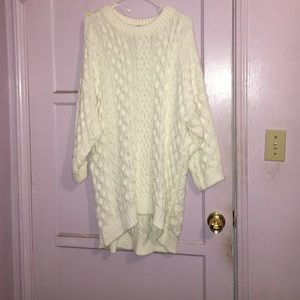 H&M QUARTER SLEEVE SWEATER DRESS