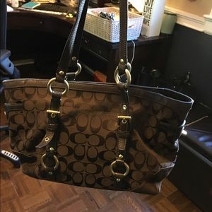 Authentic cute chocolate brown coach purse