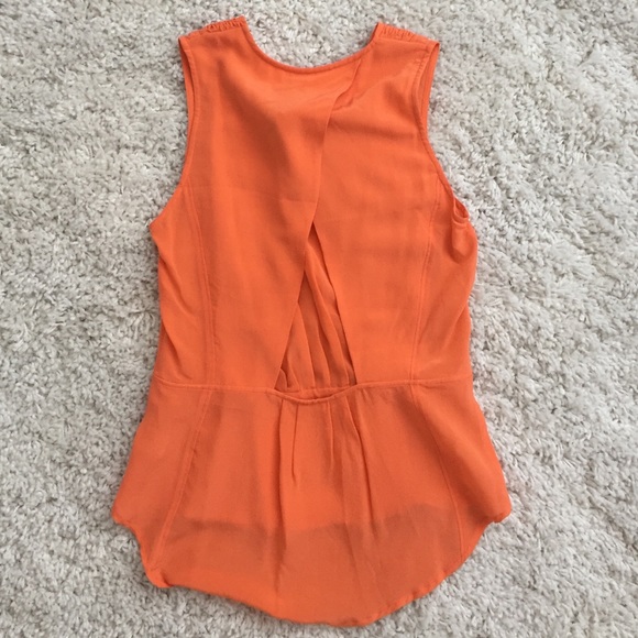 Greylin Light Orange Top w cutout NWT never worn