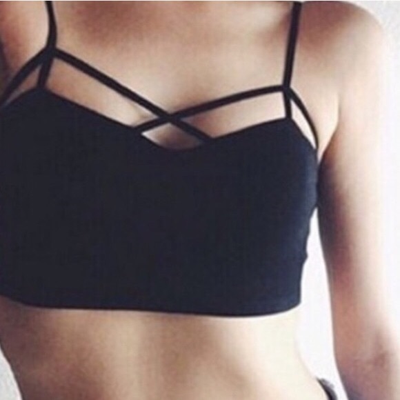 Boutique Other - Black Strappy Cage Front Bralette One Size