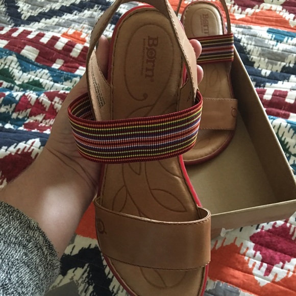 Born Sandals - Picture 3 of 4