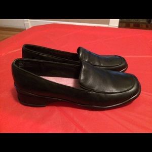 Clarks women's flats