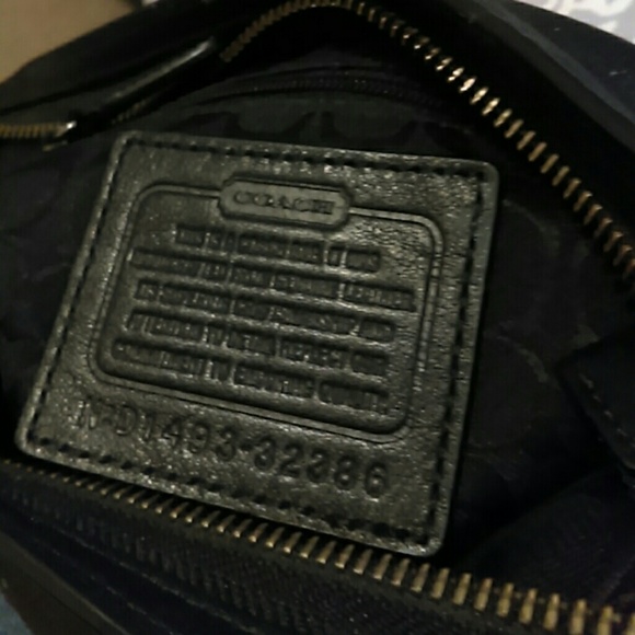 . purse - Picture 2 of 4