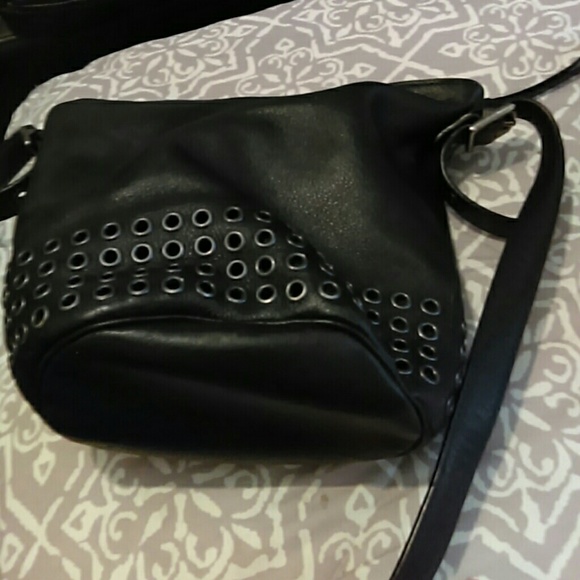 . purse - Picture 3 of 4