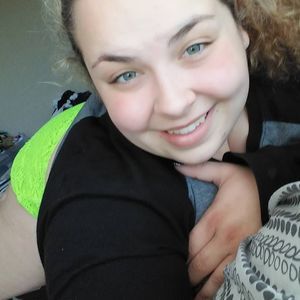 Meet your Posher, Holly