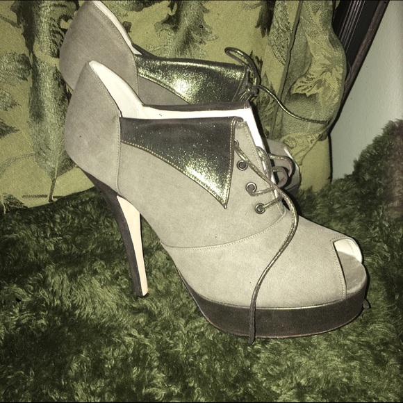 Terry De Havilland Peep Toe Lace Up Shoes - image 2