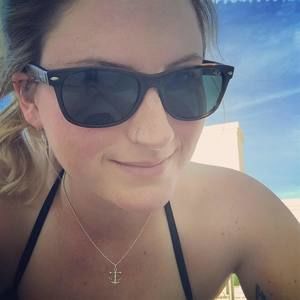 Meet your Posher, Elise