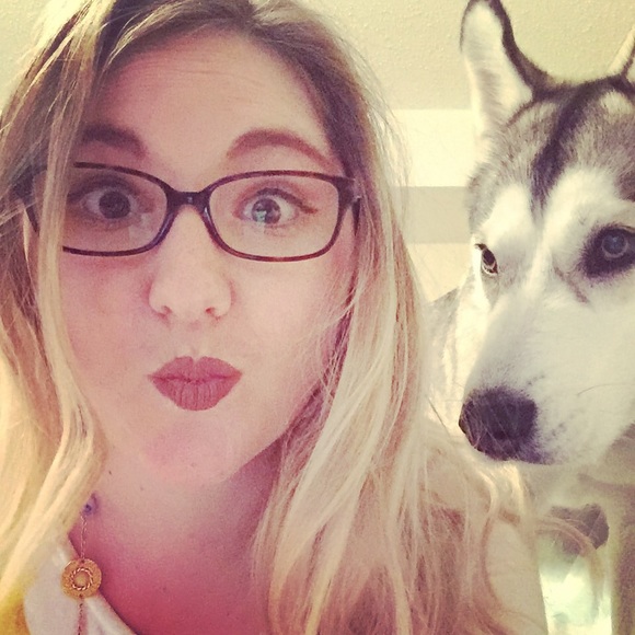 Meet your Posher, Kelsey - Picture 2 of 4