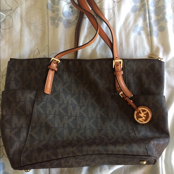 Micheal Kors bag