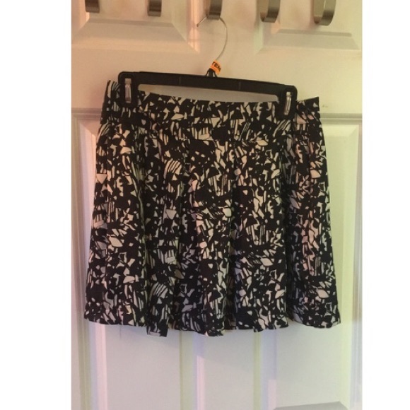 Forever 21 floral skirt