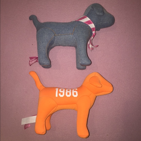 Victoria's Secret Pink dogs