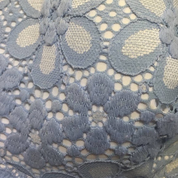 Victoria's Secret purple lace bikini top - Picture 2 of 4