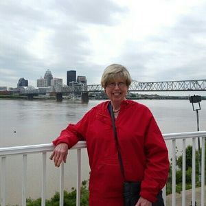 Meet your Posher, Sallie