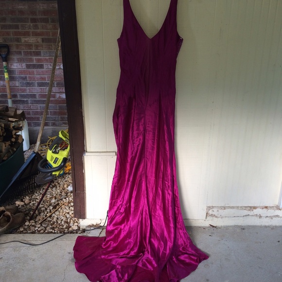Purple gown - Picture 2 of 2