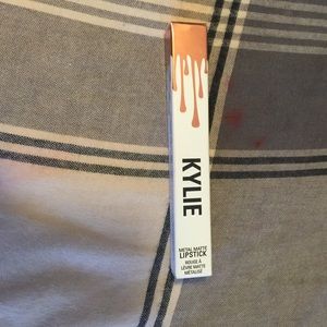 Metal Lipstick by Kylie Cosmetics!!!