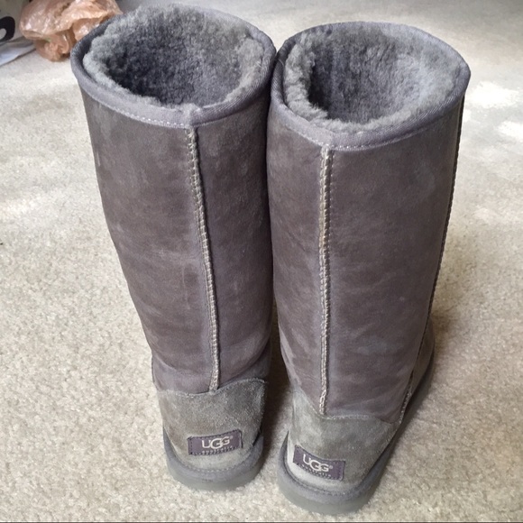 Gray Ugg Boots - Picture 3 of 4