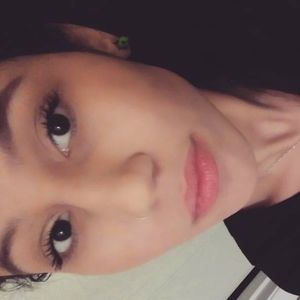 Meet your Posher, Nikki