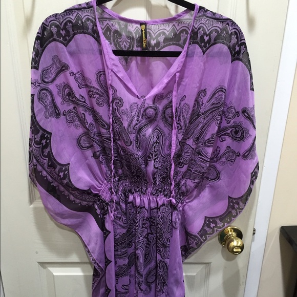 💝🎁BOGO FREE 🎉🛍Black and Purple Top