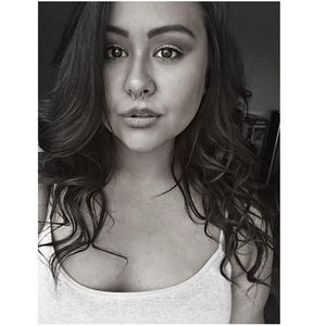 Meet your Posher, Lexi