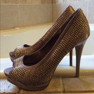 Dollhouse brand pumps