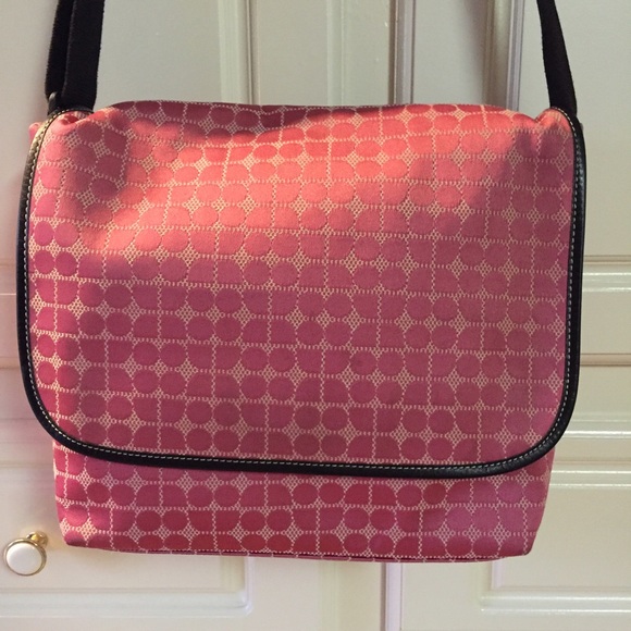 Kate Spade Dot Noel Pink Messenger Bag🔴 S O L D🔴 - Picture 2 of 3