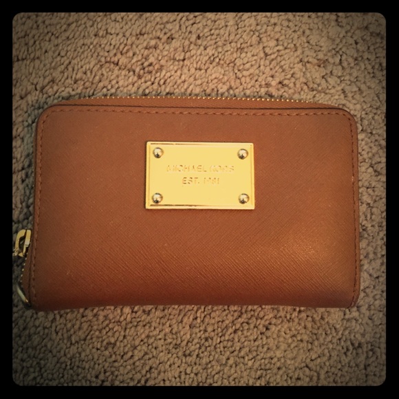 Michael Kors Handbags - Michael Kors Wallet