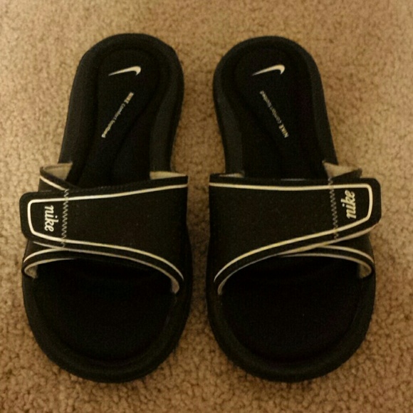 Nike comfort slides