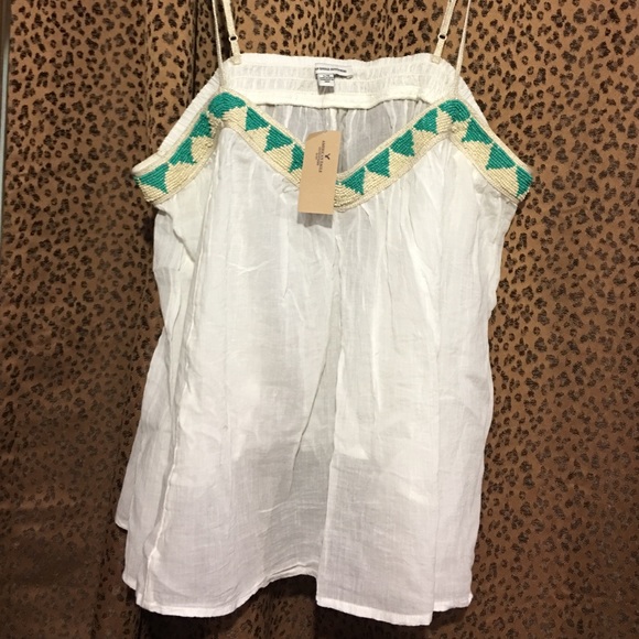 Embroidered tank - Picture 4 of 4