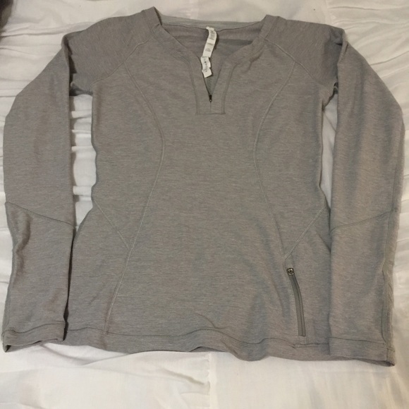 Lululemon LS long sleeved shirt with zipper - 6