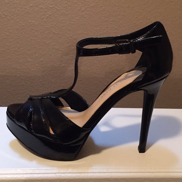 Gianni Bini patent leather heels